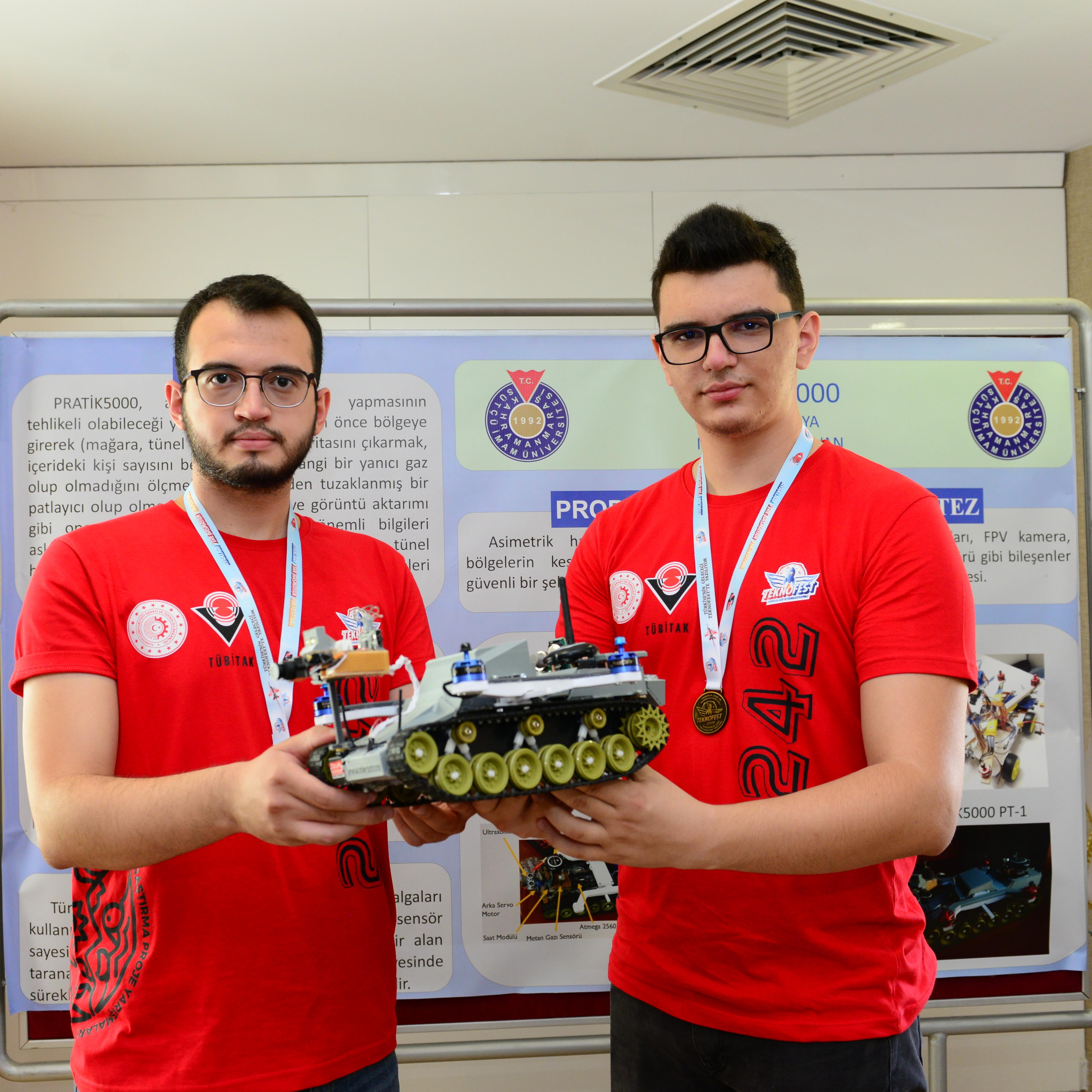 PRATİK 5000 İsimli proje Ankara bölge Birinciliği derecesini almış ve finalist olmaya hak kazanmıştır