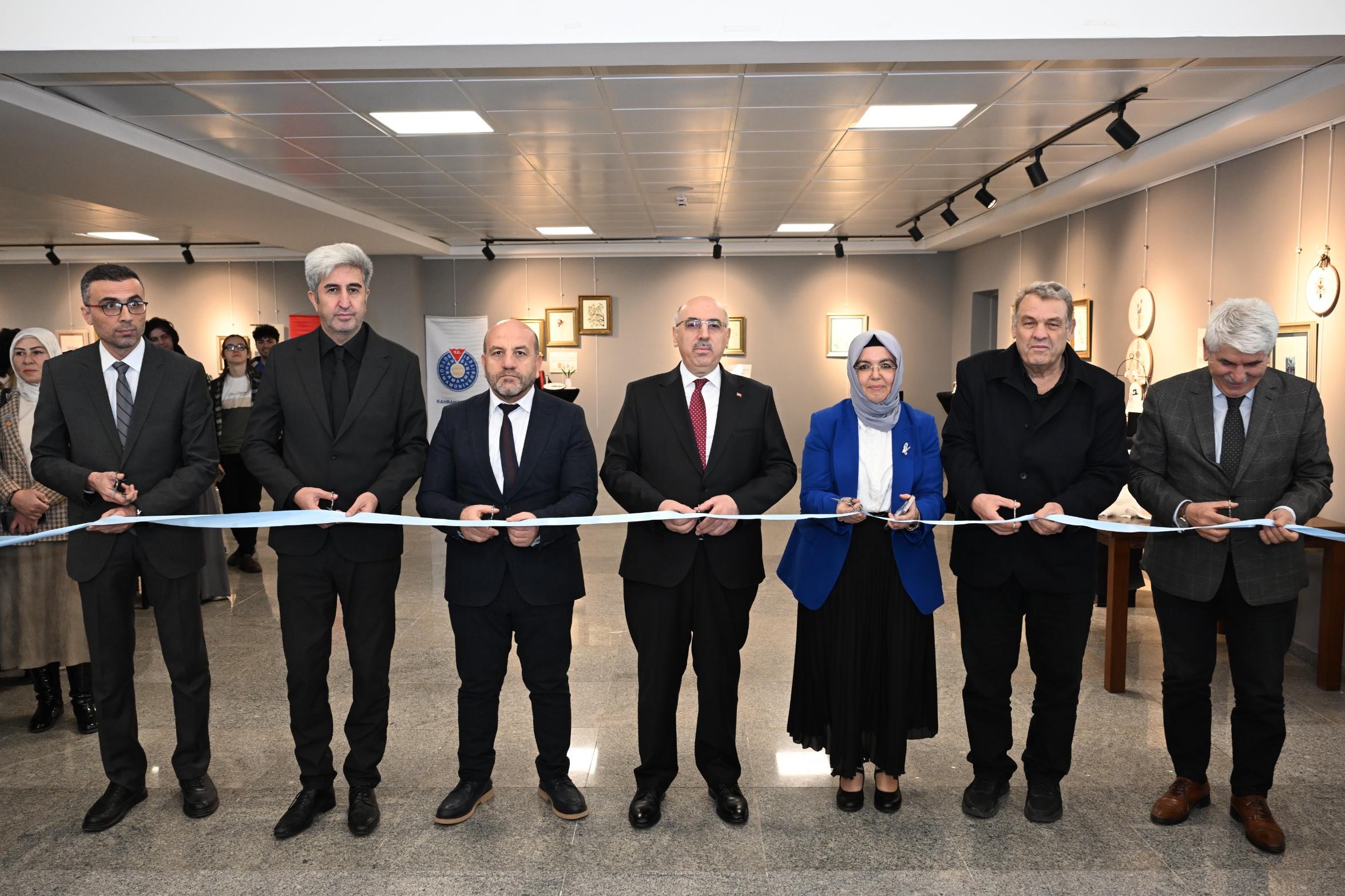 “Edebiyattan Nakışa” Adlı Kişisel Sergi, UNESCO Edebiyat Şehri Kahramanmaraş’ta Açıldı