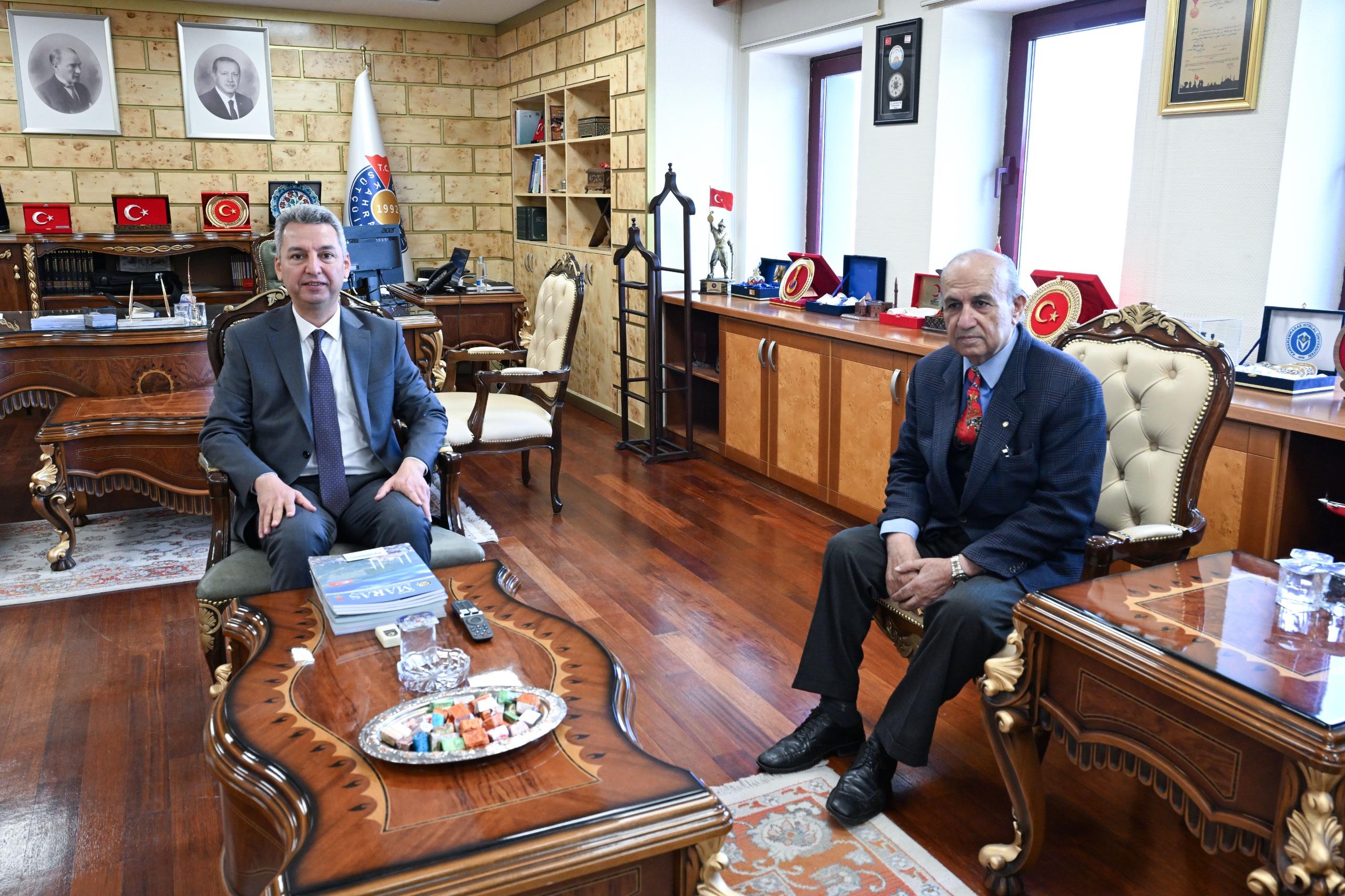 Kahramanmaraş Eğitim Vakfı’ndan KSÜ Rektörü Okumuş’a Ziyaret