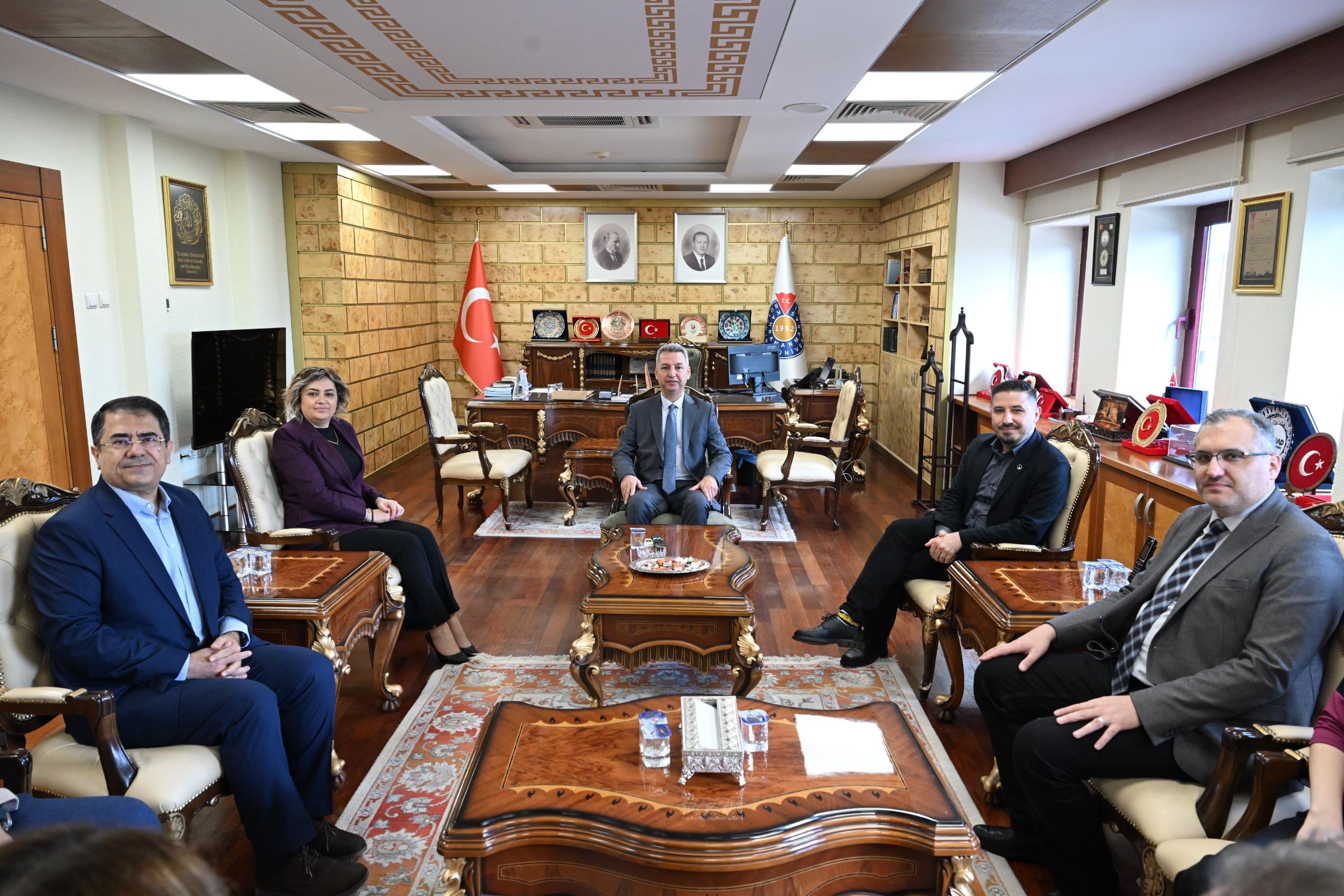 Prizren Üniversitesi Heyeti KSÜ’de Ders Verdi, Erasmus Ofisiyle Görüştü