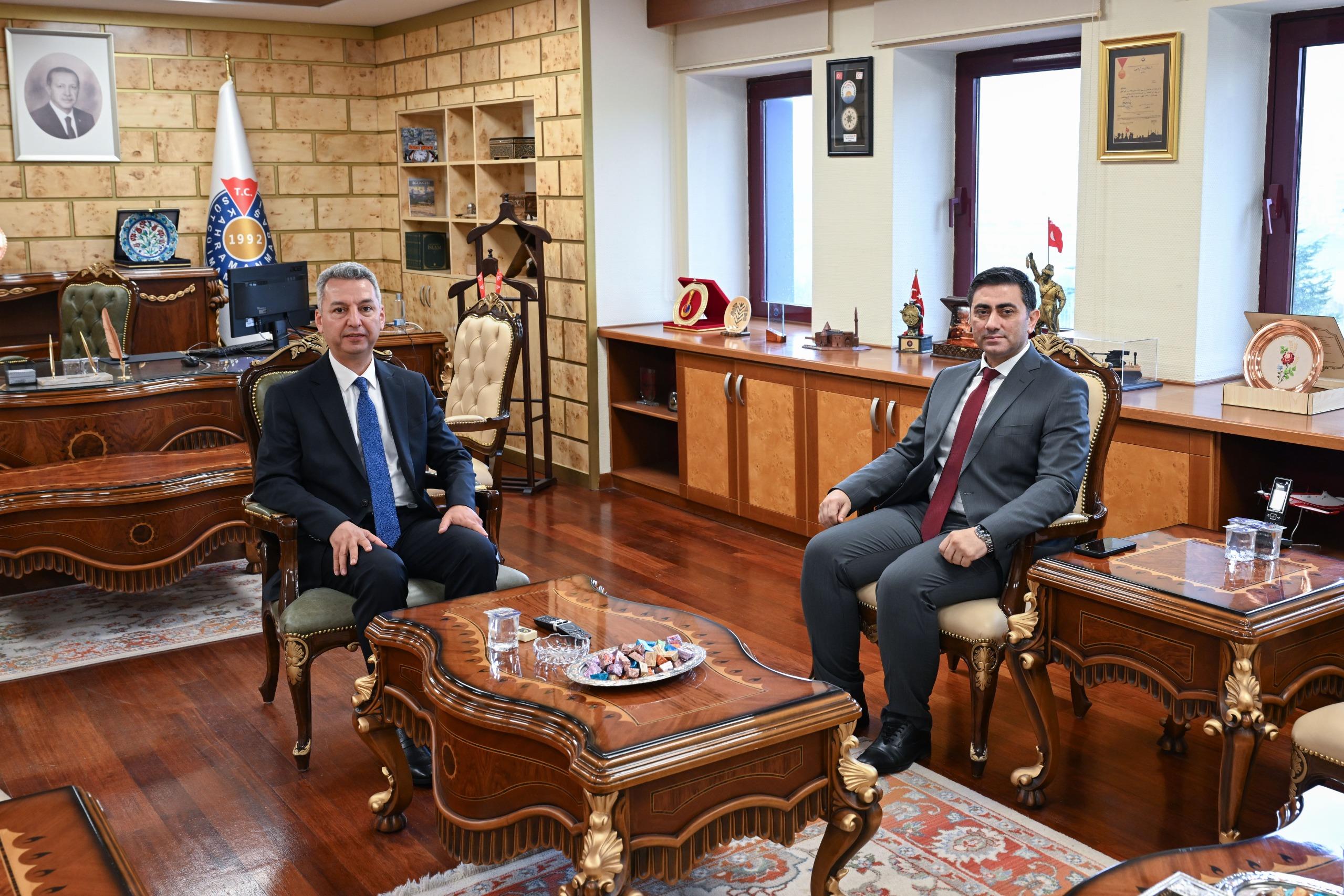 Onikişubat Kaymakamı Salih Çiğdem’den Rektör Okumuş’a Hayırlı Olsun Ziyareti