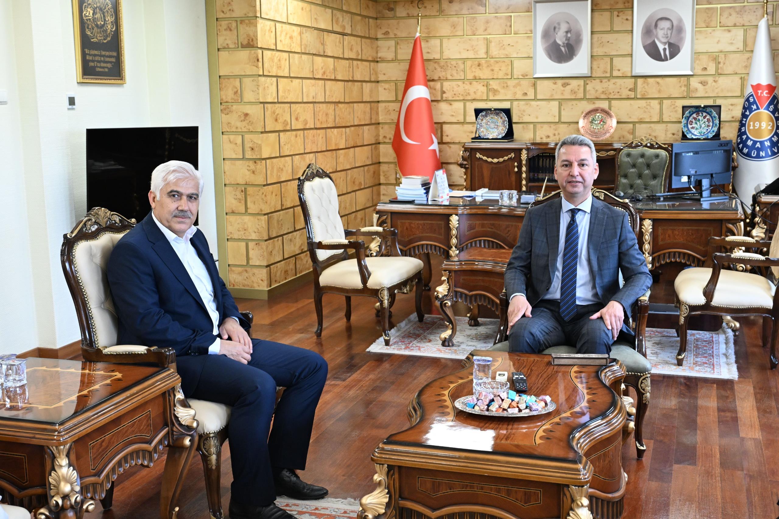 Yeşilay Cemiyeti Kahramanmaraş Şube Başkanı Alagöz’den KSÜ Rektörü Okumuş’a Ziyaret