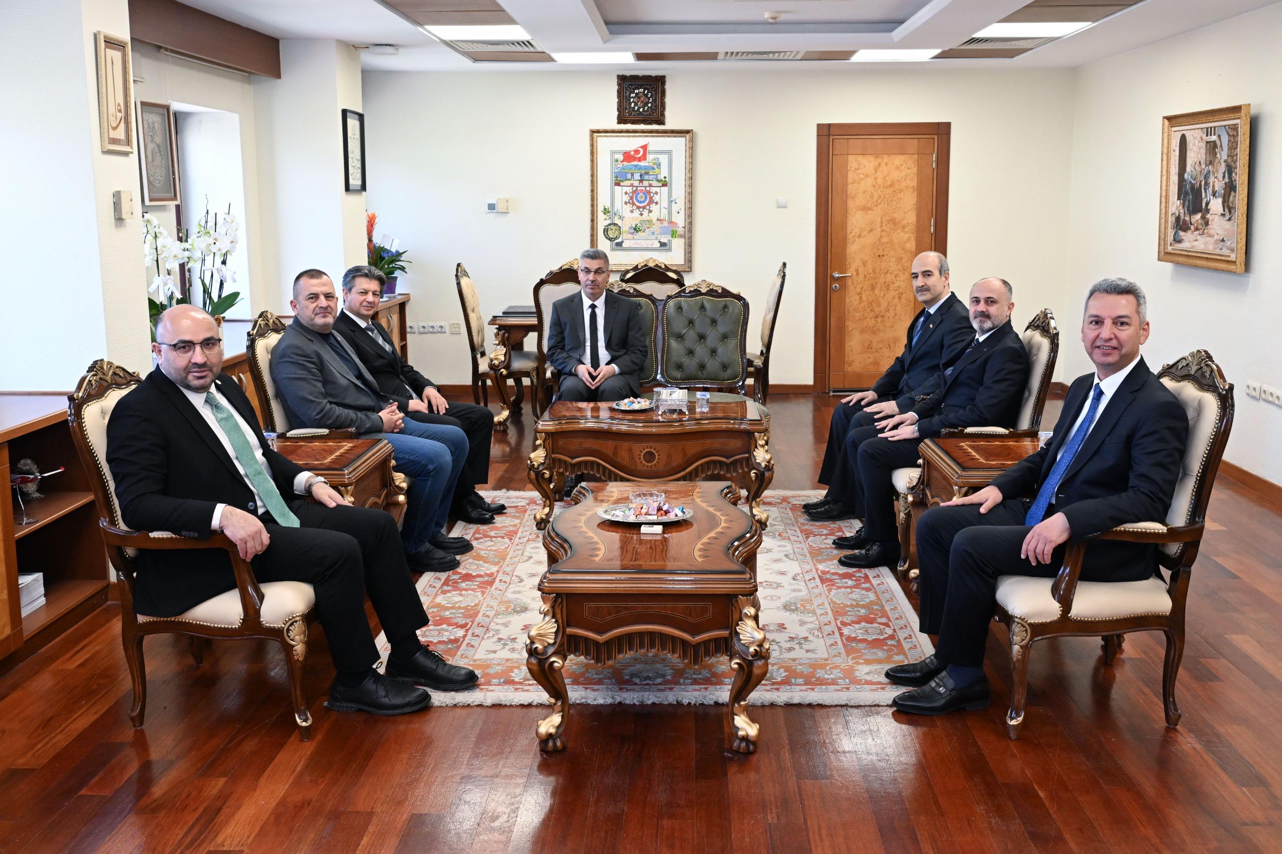 Kahramanmaraş AK Parti Milletvekili Prof. Dr. Mehmet Şahin, KSÜ Rektörü Okumuş’u Ziyaret Etti