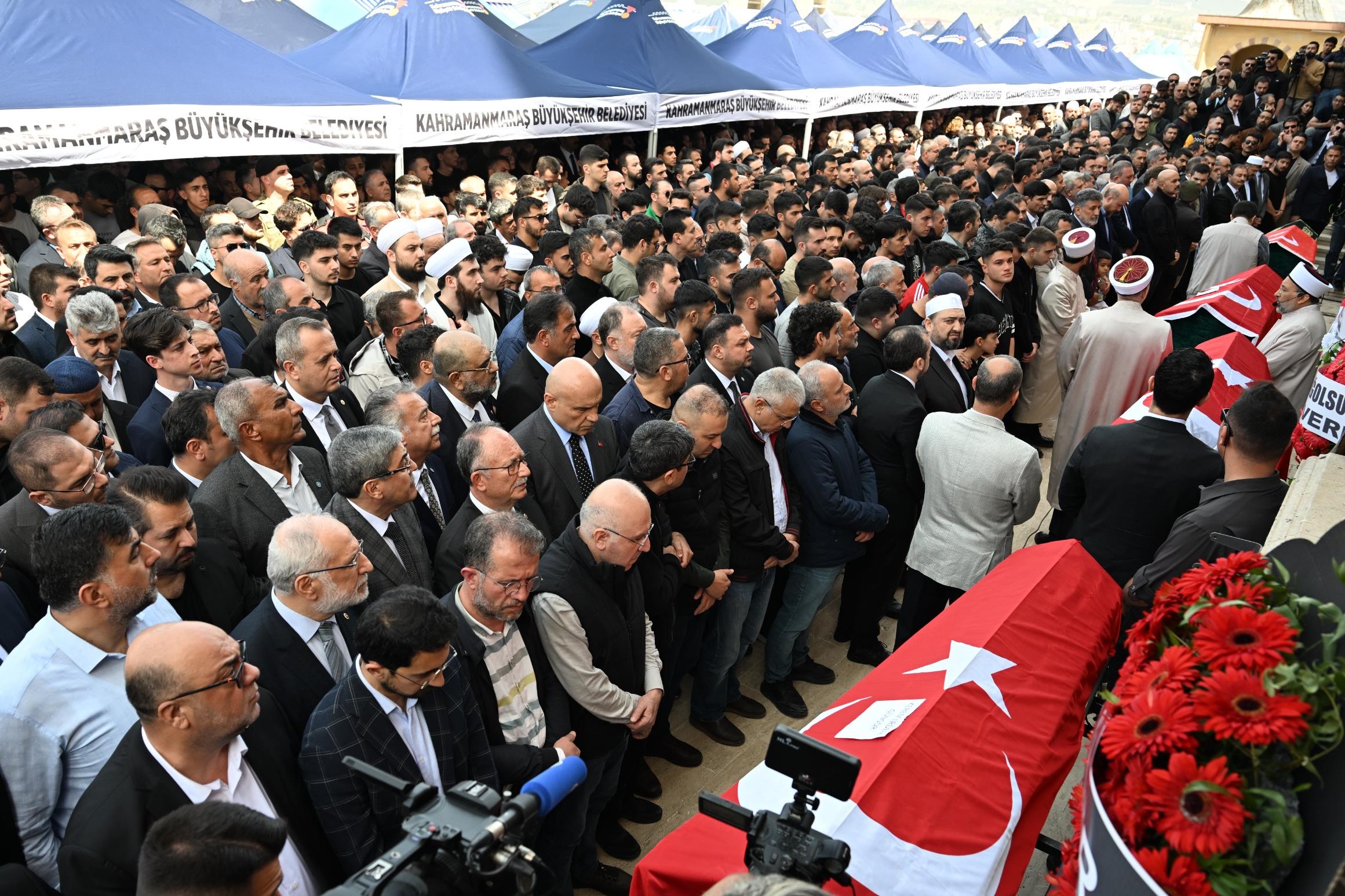 Kahramanmaraş’ta Hayatını Kaybeden Öğrenciler Son Yolculuğuna Uğurlandı