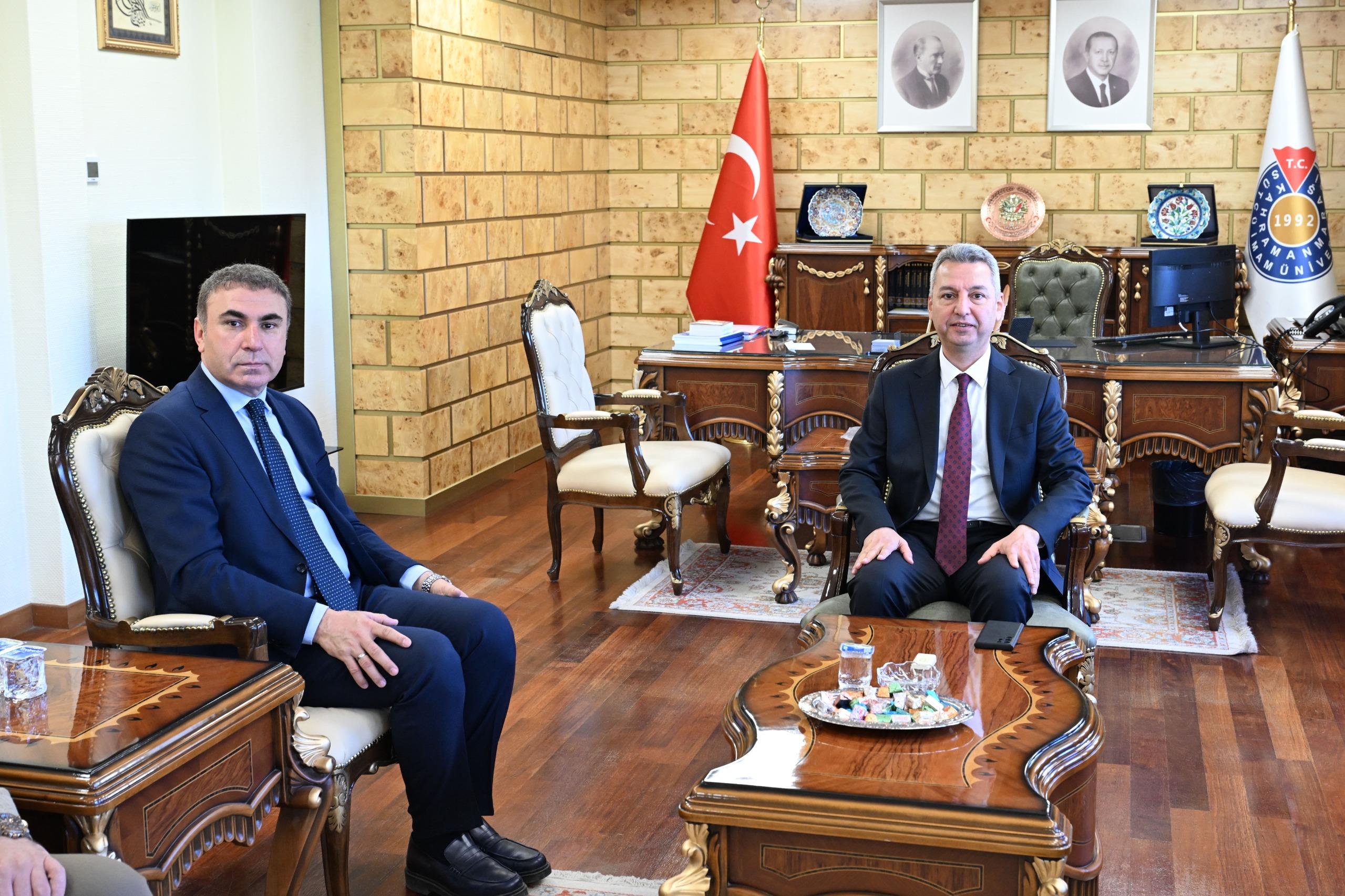 Büyükşehir Belediyesinden KSÜ Rektörü Okumuş’a Ziyaret