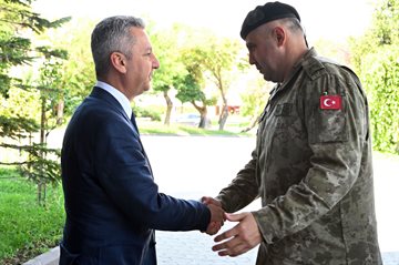 2. Zırhlı Tugay Komutanı Tuğgeneral Mahmut Sert, KSÜ Rektörü Prof. Dr. İbrahim Taner Okumuş’a Veda Ziyaretinde Bulundu