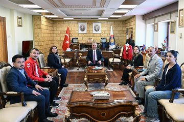 KSÜ Spor Kulübünden Rektör Okumuş’a Ziyaret