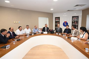 Medya Temsilcileri KSÜ'de Rektör Okumuş İle Bir Araya Geldi