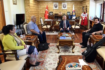 Kahramanmaraş Halk Ozanları Derneğinden Rektör Okumuş’a Ziyaret