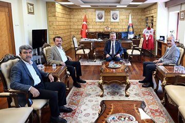 Erkoç, Okay ve Kahveci’den KSÜ Rektörü Okumuş’a Ziyaret