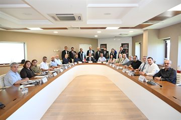 Profesör ve Doçent Kadrolarına Atanan Öğretim Üyelerimizi Tebrik Ederiz