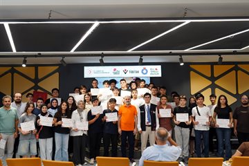 TÜBİTAK Milli Teknoloji Atölyeleri Lise Yaz Okulu Eğitim Programı Tamamlandı