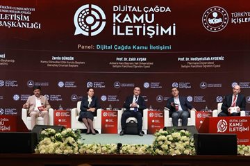Dijital Çağda Kamu İletişimi Paneli Gerçekleştirildi