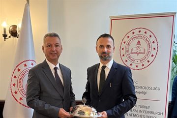 Rektör Okumuş’tan Edinburgh Eğitim Ataşesi Ahmet Onur Ak’a Ziyaret