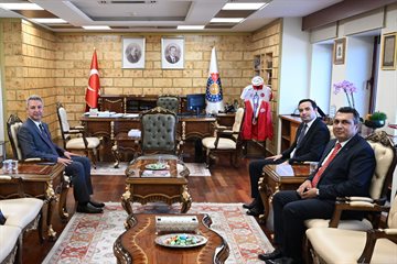 İdare ve Vergi Mahkemesi Başkanlarından Rektör Okumuş’a Ziyaret