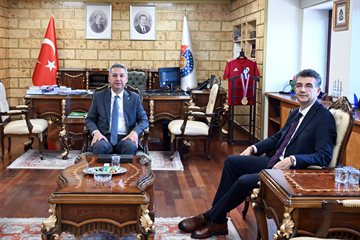Prof. Dr. Mehmet Akif Kireçci’den Rektör Okumuş’a Ziyaret