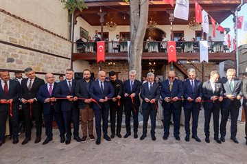 AVLU 1890 Kültür, Sanat ve Müzik Akademisi Açıldı