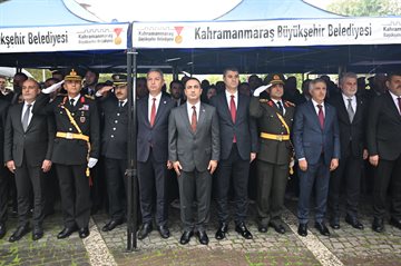 Rektör Okumuş, 29 Ekim Çelenk Sunma Törenine Katıldı