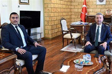 Pazarcık İlçe Sağlık Müdürü Dr. Ali Tolga Dadaloğlu, KSÜ Rektörü Prof. Dr. İbrahim Taner Okumuş’u Ziyaret Etti
