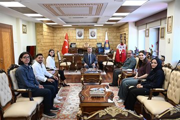 'Uluslararası 1. Sumak Kongresi' Düzenleme Kurulundan Rektör Prof. Dr. İbrahim Taner Okumuş’a Ziyaret