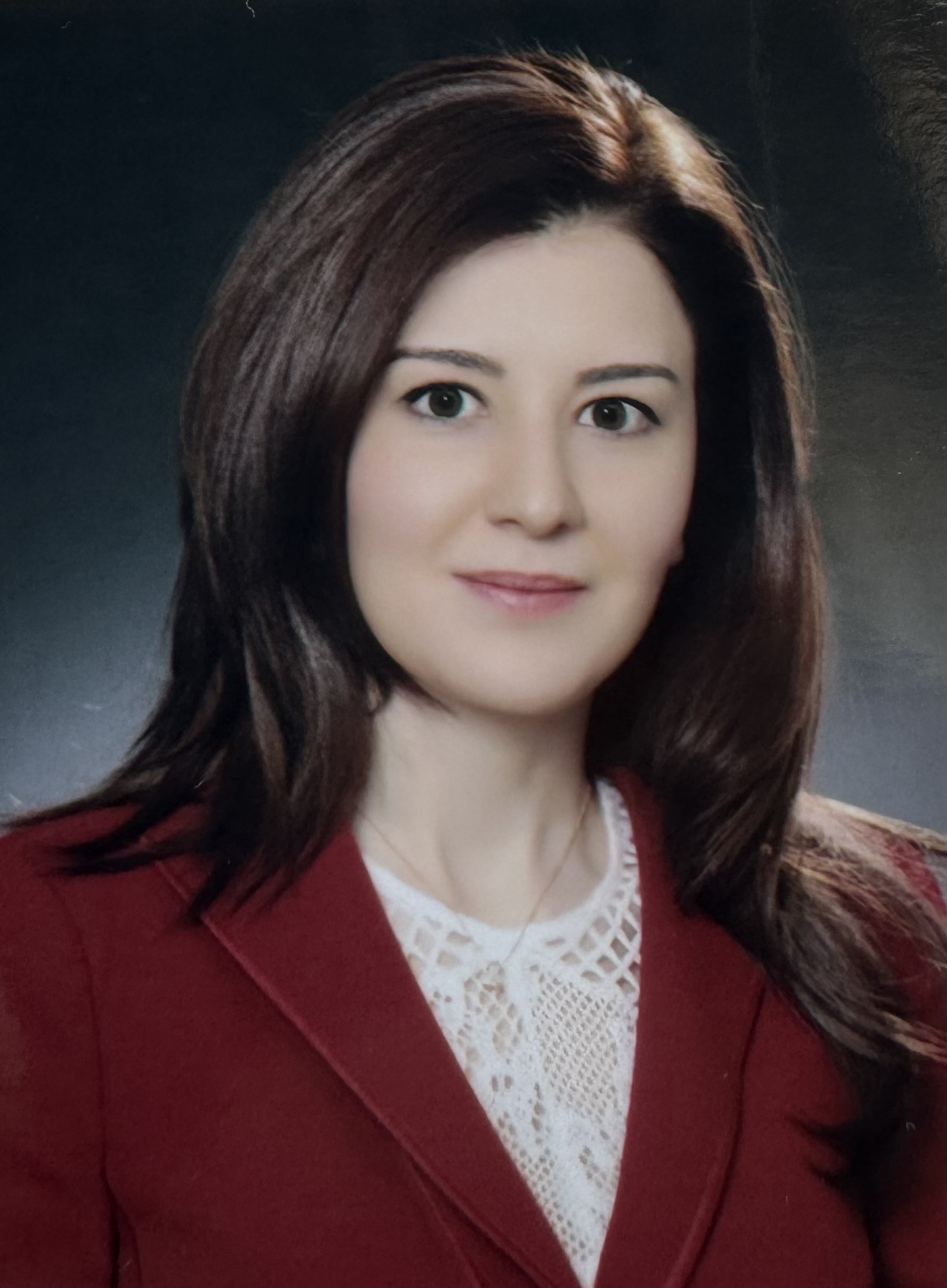 ALGÜL DİLARA DOKUMACI