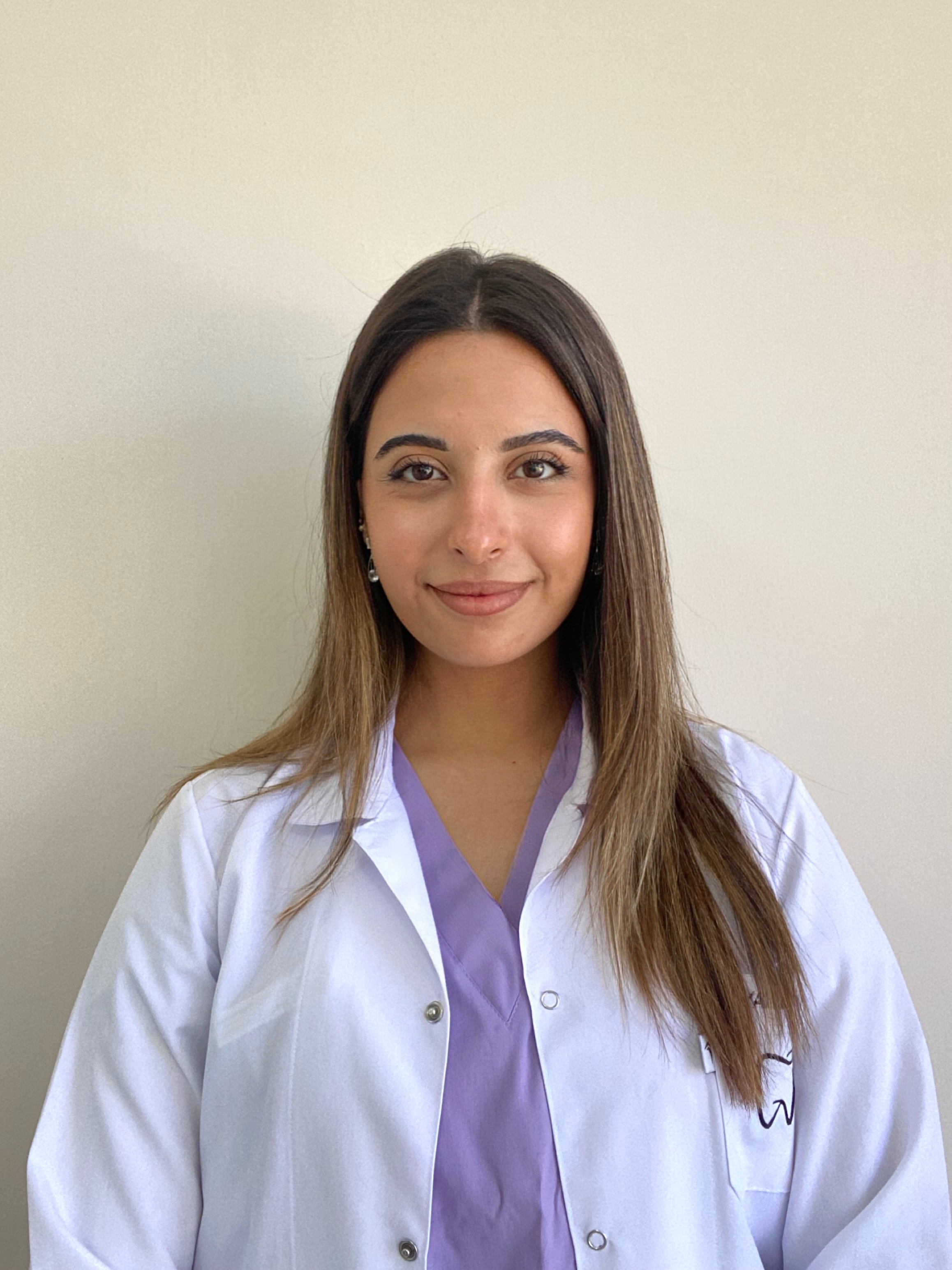 HANDE GÜNEYİSİ DEDEOĞLU